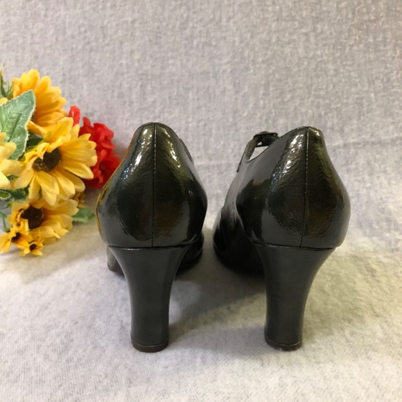 NWOT - Forest Green Patent Open Toe Buckled Pumps - Picture 5 of 16